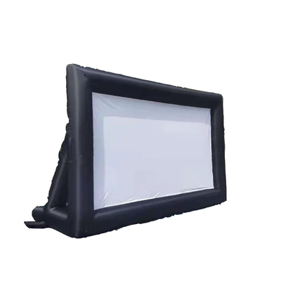 Display gonfiabile per riprodurre film