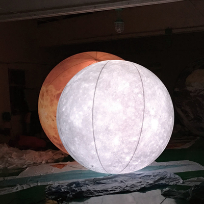 Logo personalizzato Pallone gonfiabile gigante Volante Led Light Elio Pallone bandiera gonfiabile