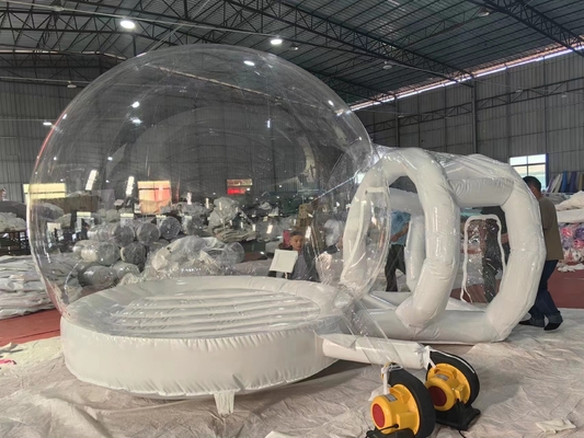 Casa a bolle trasparente all'aperto con palloncini Festa di nozze Casa a bolle salta