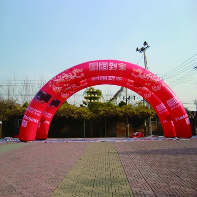 Nuovo design pubblicitario all'aperto arco gonfiabile con stampa del logo verlcro per la promozione del marchio di eventi sportivi