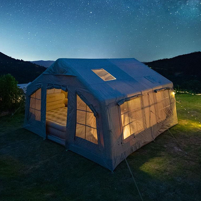 Casa gonfiabile all'aperto a misura Tenda a aria Famiglia famiglia Tenda da campeggio gonfiabile impermeabile a due stanze in vendita