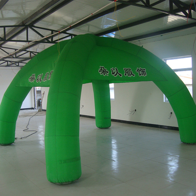 Tenda gonfiabile esterna gigante a quattro zampe in vendita con logo stampato