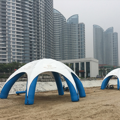 Tenda gonfiabile esterna gigante a quattro zampe in vendita con logo stampato